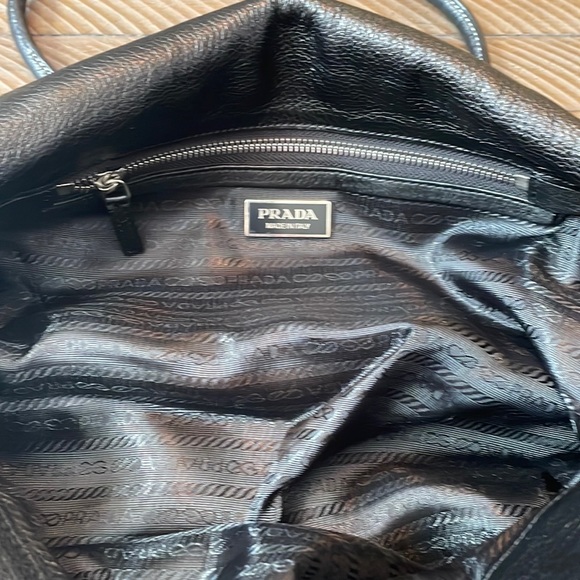 Authentic Prada Black Leather Vitello Easy
Foldover Satchel - Picture 2 of 8